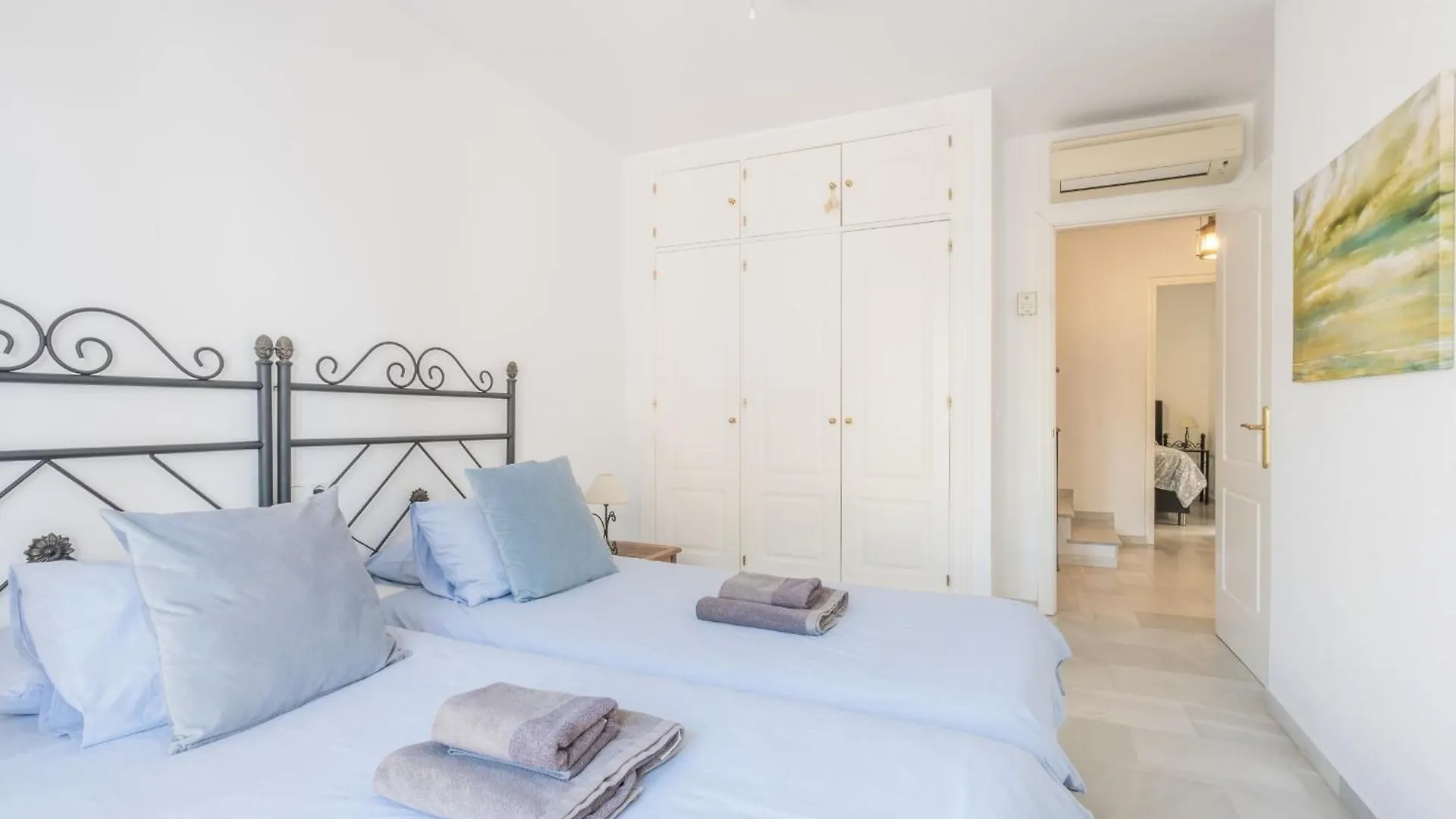 Aljamar 24 Comfortable House Near Burriana Beach Nerja Spagna