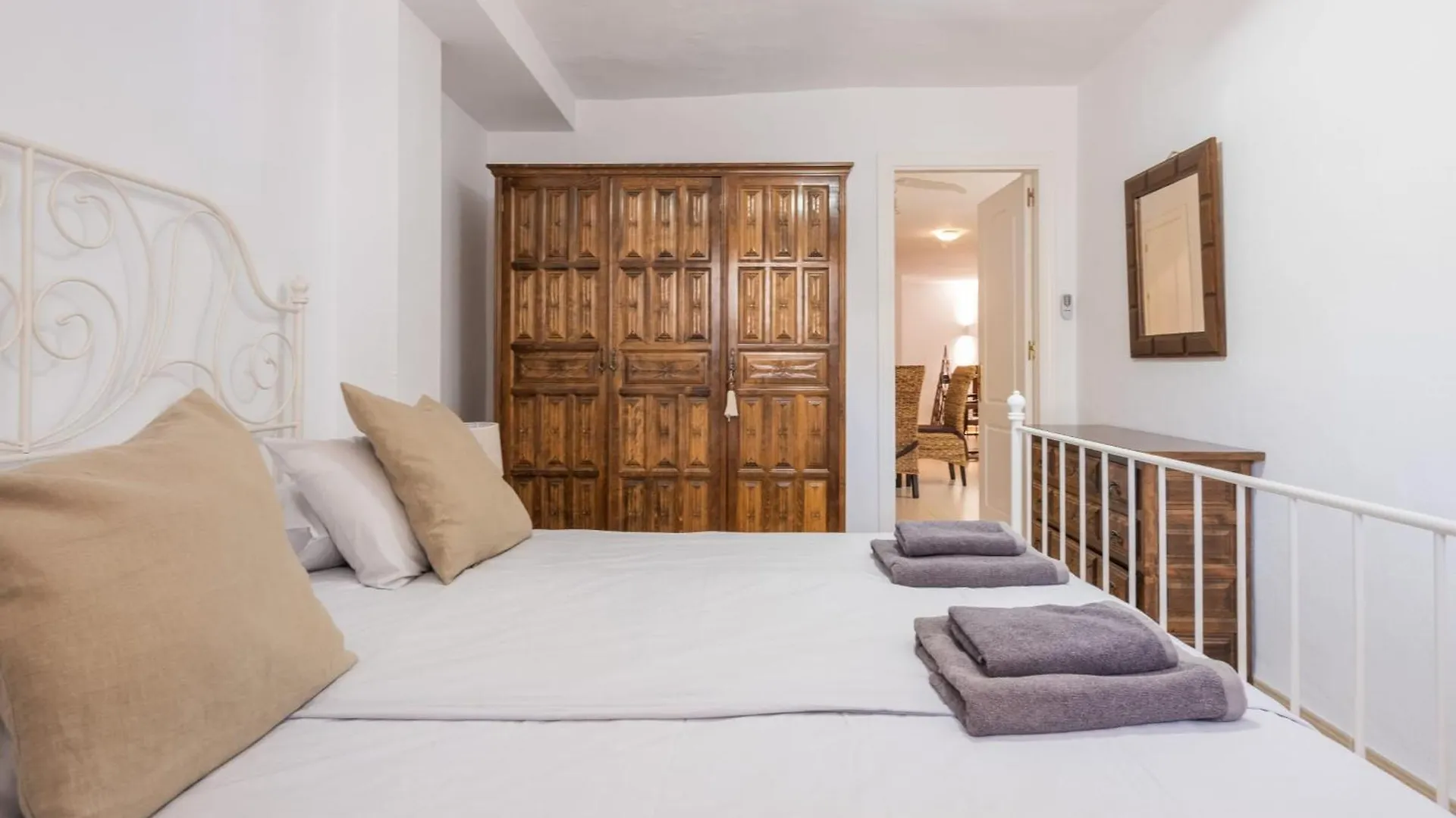 Aljamar 24 Comfortable House Near Burriana Beach Nerja Casa vacanze