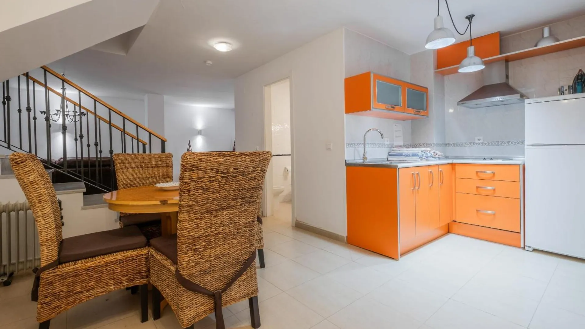 Aljamar 24 Comfortable House Near Burriana Beach Nerja Casa vacanze