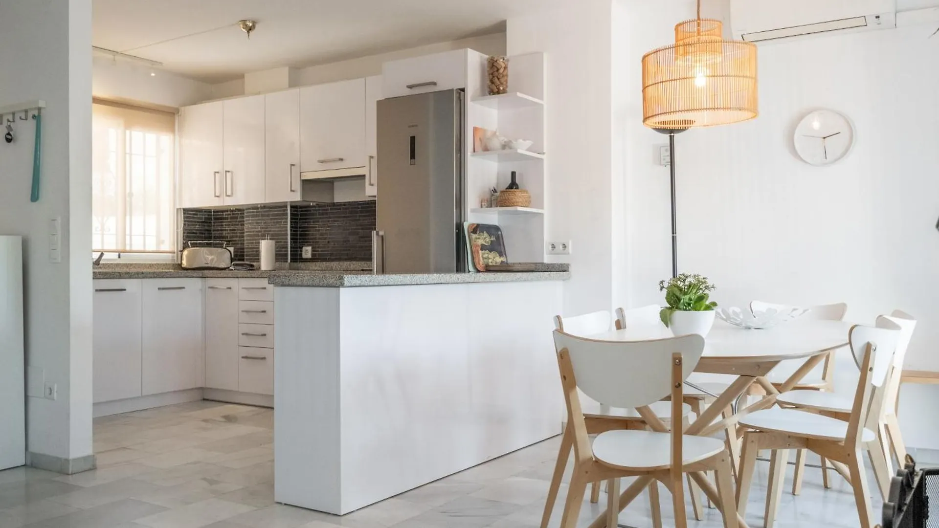 Casa vacanze Aljamar 24 Comfortable House Near Burriana Beach Nerja Spagna